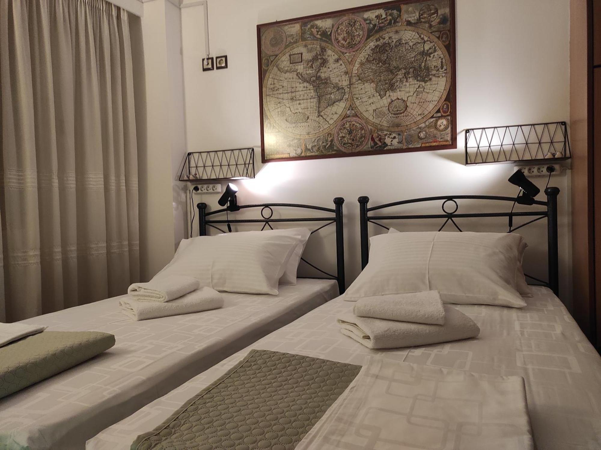 Cosy Apartment On Dragon Street Афины Экстерьер фото